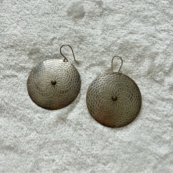 Jewelry - Vintage Silver Patterned Dangle Earrings